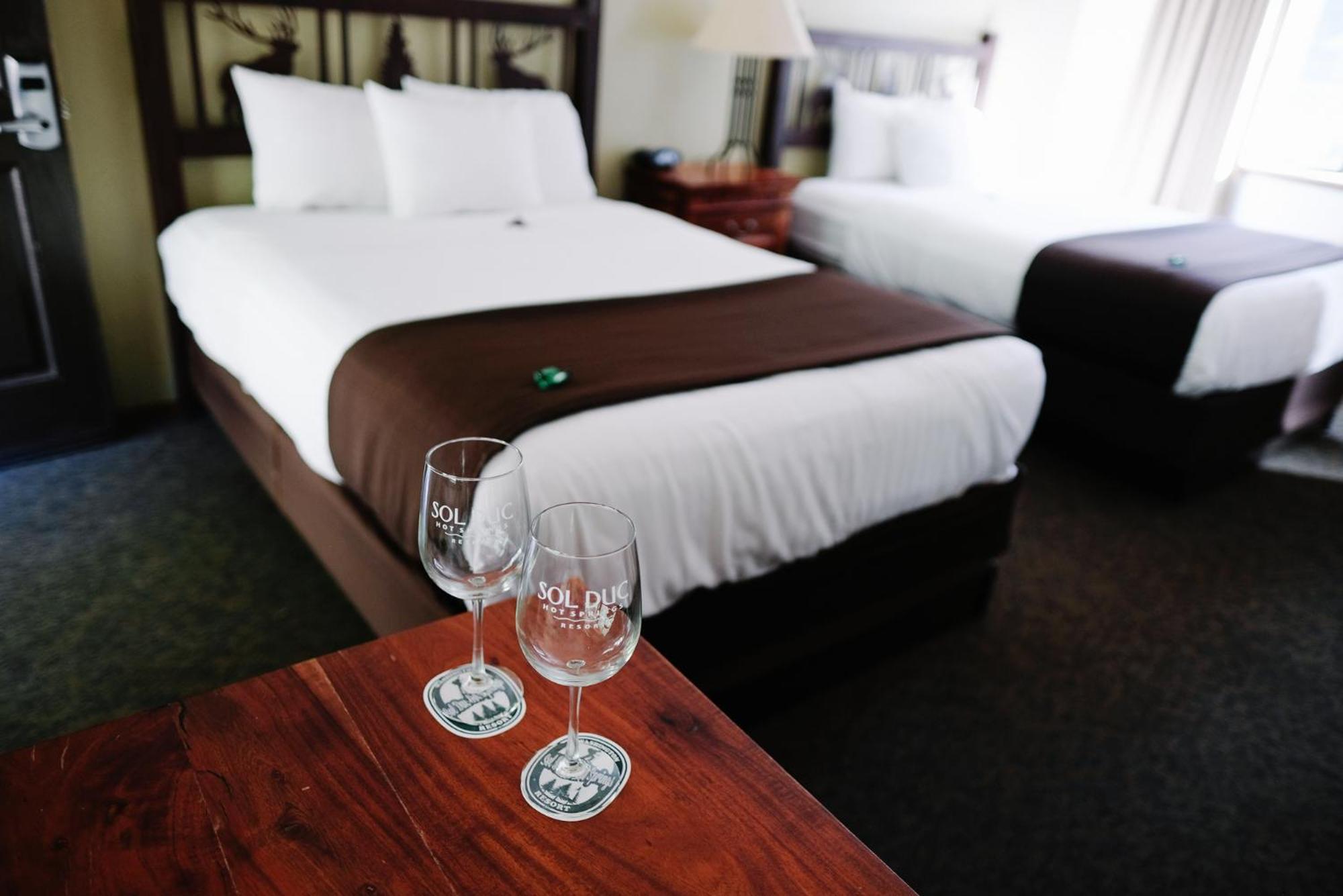 Sol Duc Hot Springs Resort Ovington Room photo